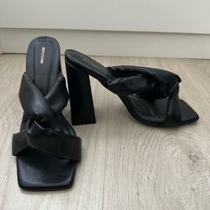 Black Fashion Heels
